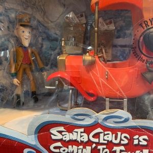 Santa Clause is Comin to Town    North Pole Mail Truck